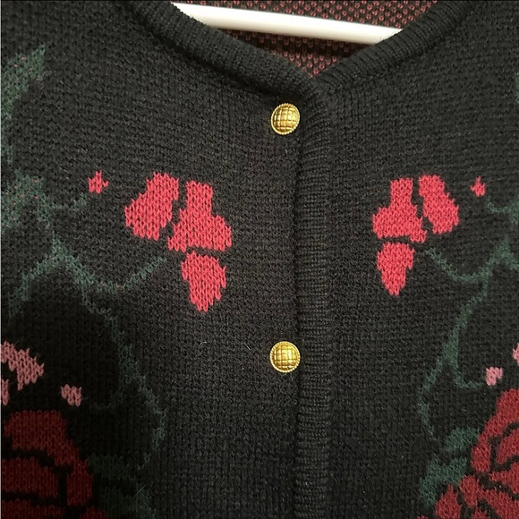 Classic Elements Embroidered Plaid Floral Cardigan Sweater - XL - Picture 5 of 9
